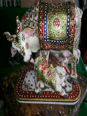 Marble Gold Embossed Cow Set In Bijapur