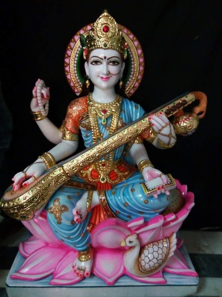 Marble Saraswati Mata Statue In Lohit