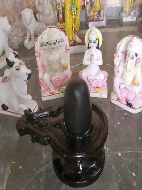 Shiv Pairwar Statue In Guntur